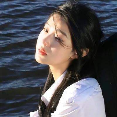 浪漫三人行封面